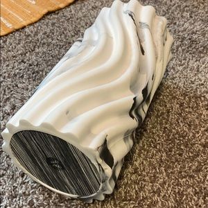 Lululemon Mini Double Roller